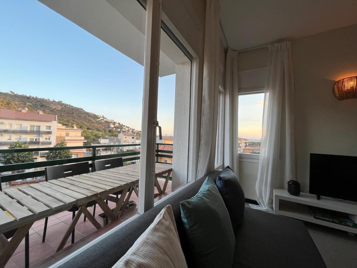 Calma Marina Roses Apartment Ngoại thất bức ảnh