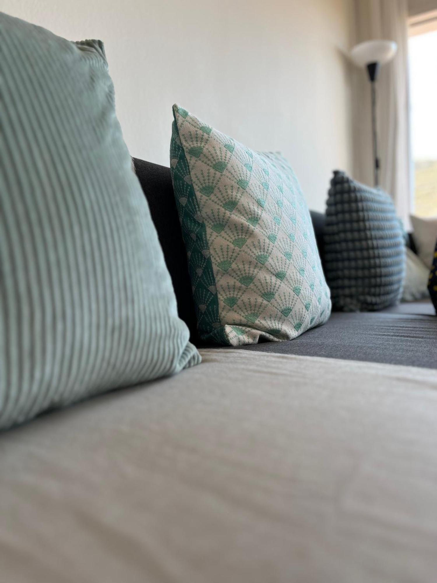 Calma Marina Roses Apartment Ngoại thất bức ảnh